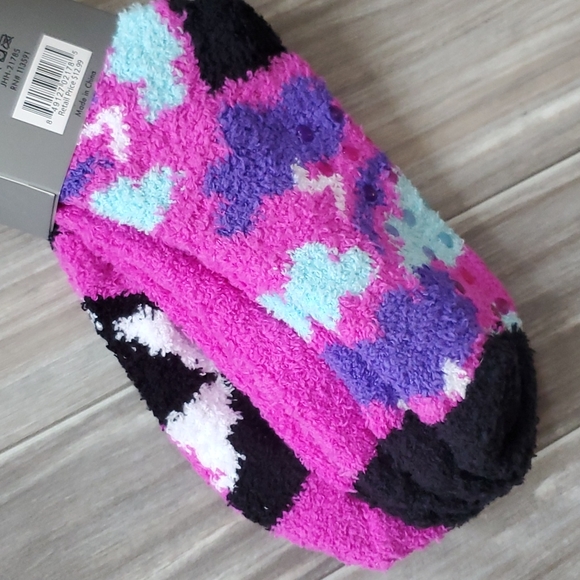 NWT Fluffy Cozy Socks - 3 pairs | Size 9-11 - Picture 3 of 3